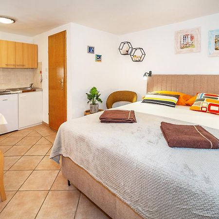 Studio Apartment Tea Baška Kültér fotó